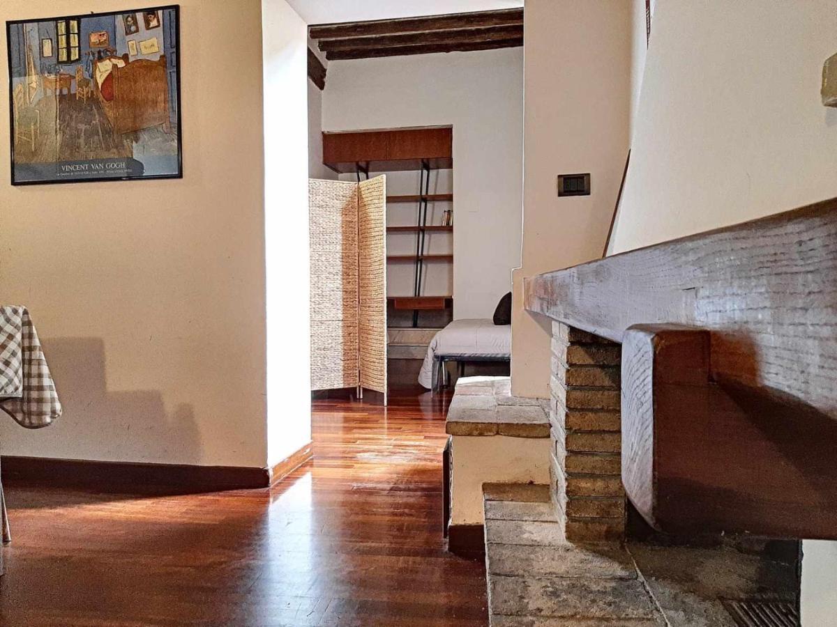 Ospitaci Appartamenti San Salvatore Фолиньо Екстериор снимка
